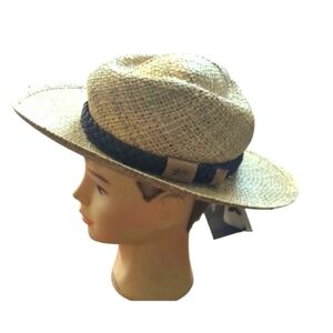 Bailey "Donovan" neutral tan seagrass brimmed sun blocking stylish hat. NWT new